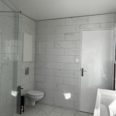 Bel Appartement Toulon Exterior photo